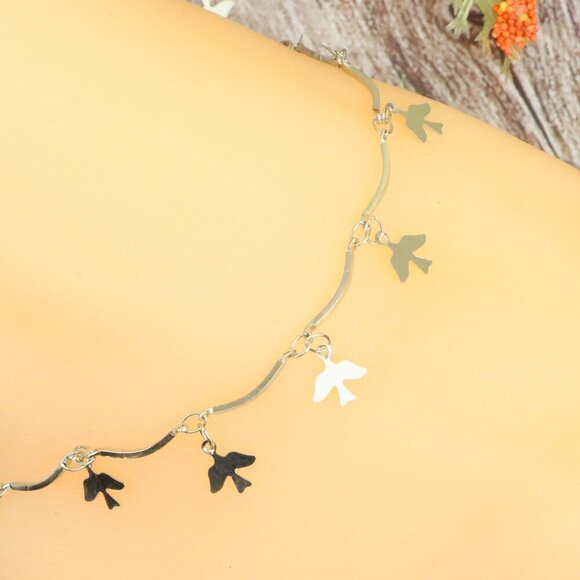 "Dainty Anklet for Women – Elegant Everyday Jewelry & Perfect Gift | MLCRC1928 - Picture 1 of 10